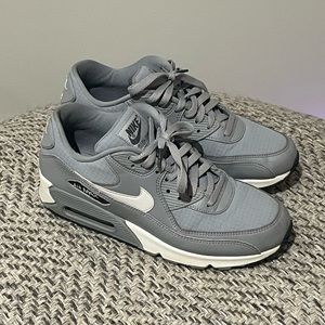 Wmns Air Max 90 ‘Wolf Grey’
